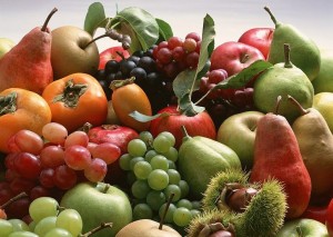 Создать мем: свежие фрукты и овощи, урожай фрукты и овощи, овощи фрукты