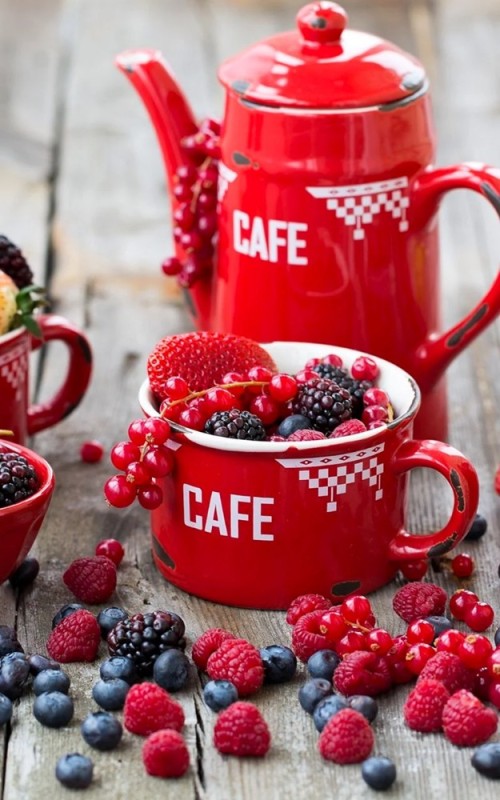 Create meme: Good morning with berries, Good morning berries, tea with berries