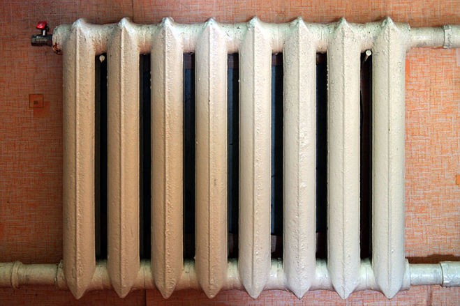 Create meme: old-style cast-iron batteries, cast iron radiator 200 mm, The radiators are old