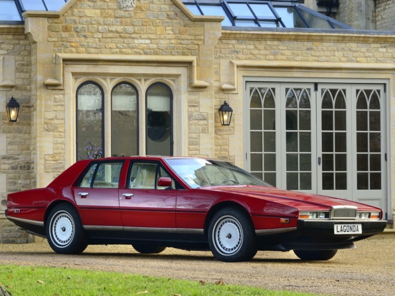 Create meme: Aston Martin Lagonda 1976, aston martin lagonda 1976, Aston Martin Lagonda 1982