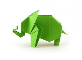 Создать мем: животные из бумаги оригами, оригами на белом фоне, оригами зеленый