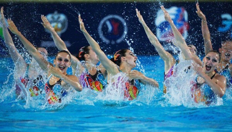 Create meme: Synchronized swimming Tokyo Olympics, the Russian national synchronized swimming team, Maria Kiselyova synchronized swimming