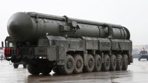 Создать мем: российские ракетные комплексы, ракетный комплекс тополь, межконтинентальная баллистическая ракета