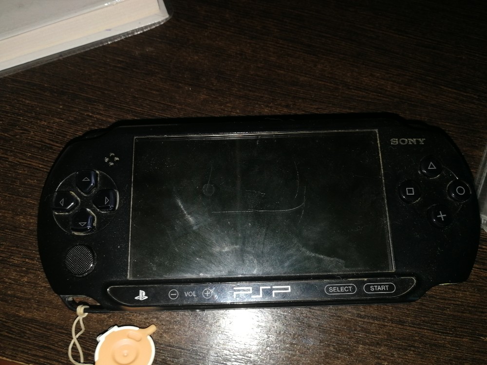 Psp e1008 нет изображения