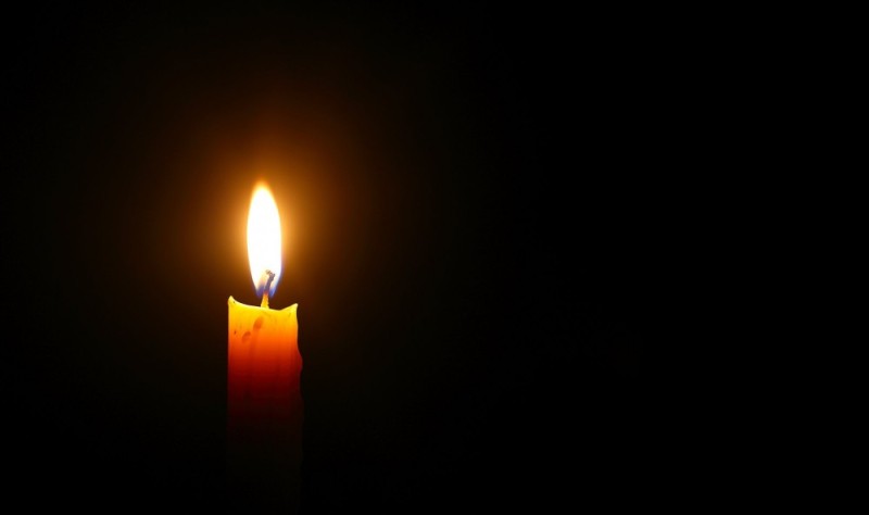 Create meme: burning candle, mourning candle, memorial candle