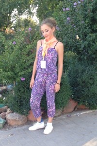 Create meme: floral print, romper, pants