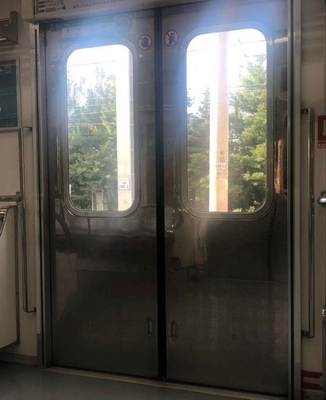 Create meme: metro wagon, metro doors, moscow metro cars