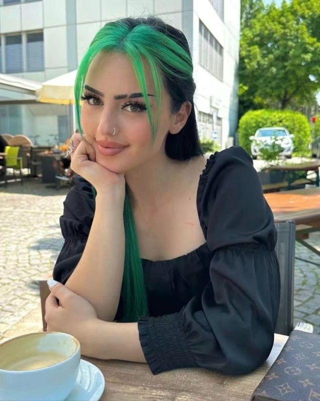 Create meme: girl , dilaraa s, Dilara with green hair