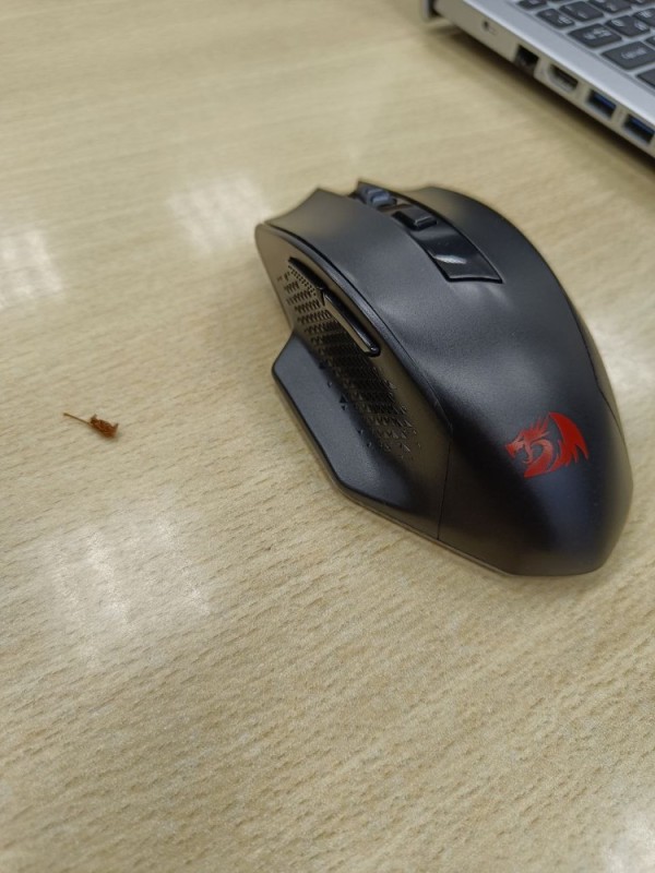 Create meme: wireless gaming mouse redragon woki, redragon gaming mouse, redragon wireless gaming mouse