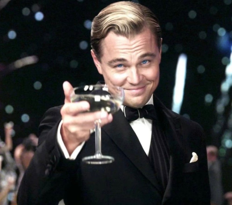 Create meme: Gatsby DiCaprio, Leonardo DiCaprio with a glass of, Leonardo DiCaprio the great Gatsby