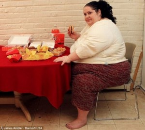Создать мем: девушка тварь ебангая толстая тварь, донна симпсон, мем жирный