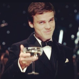 Создать мем: cheers, leonardo di caprio, dicaprio