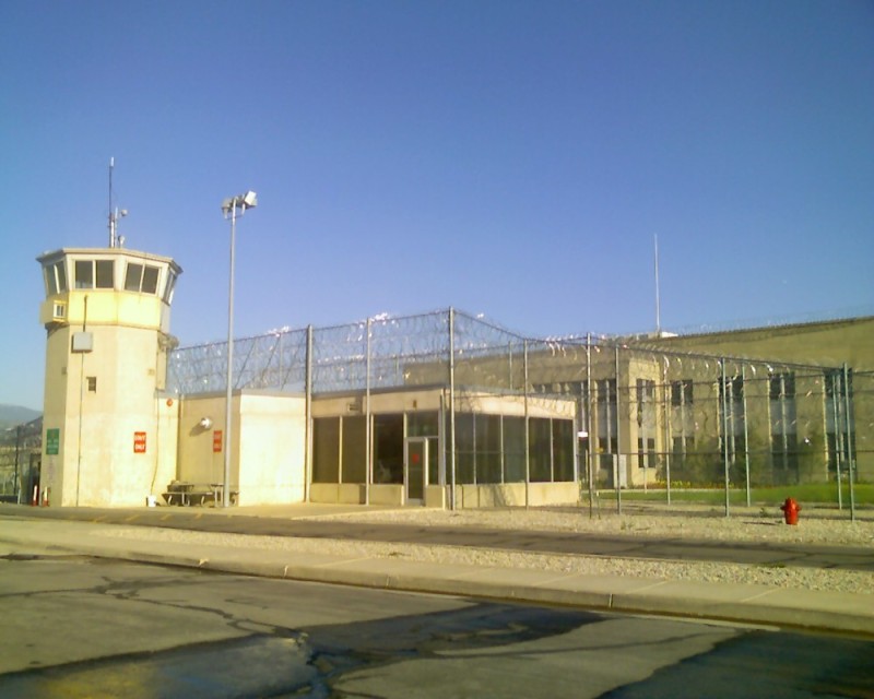 Картинки здание тюрьмы