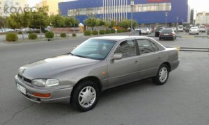 Создать мем: chrysler vision, камри, buick century