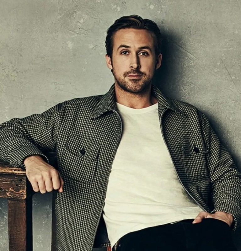 Create meme: beautiful men, Ryan Gosling photo shoot, actor Ryan Gosling