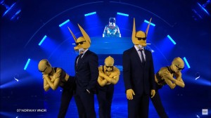 Создать мем: шоу маска пингвин, шоу маска банан, шоу маска