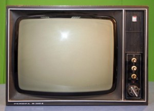 Создать мем: телевизор ретро, советский телевизор, телевизор рассвет