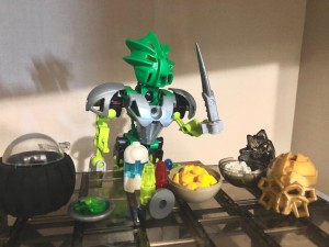 Создать мем: бионикл фабрика героев, зеленый бионикл нува, bionicle