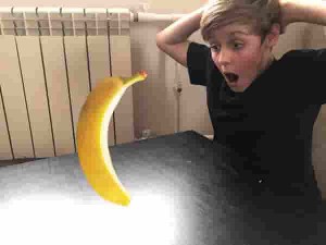 Создать мем: мужские бананы, два банана, открытый банан