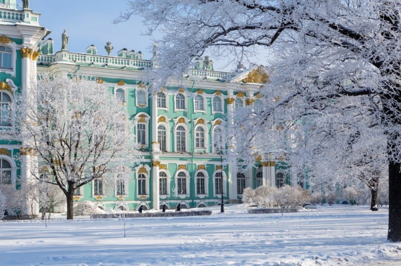 Create meme: winter palace in St. petersburg, winter palace, Winter palace snow