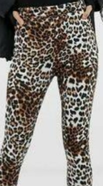 Create meme: printed leggings, women's leggings, leopard pants