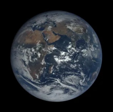 Создать мем: ре земля, dscovr earth, темнота