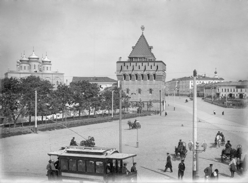 Создать мем: дмитриевская башня нижегородского кремля, площадь минина нижний новгород 19 век, нижний новгород площадь минина