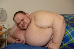 Создать мем: самые толстые мужики, жирный дядька, самый толстый в мире человек