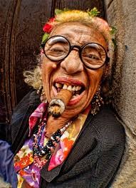 Создать мем: грасиэла гонсалес кубинка, девушка, бабушка без зубов