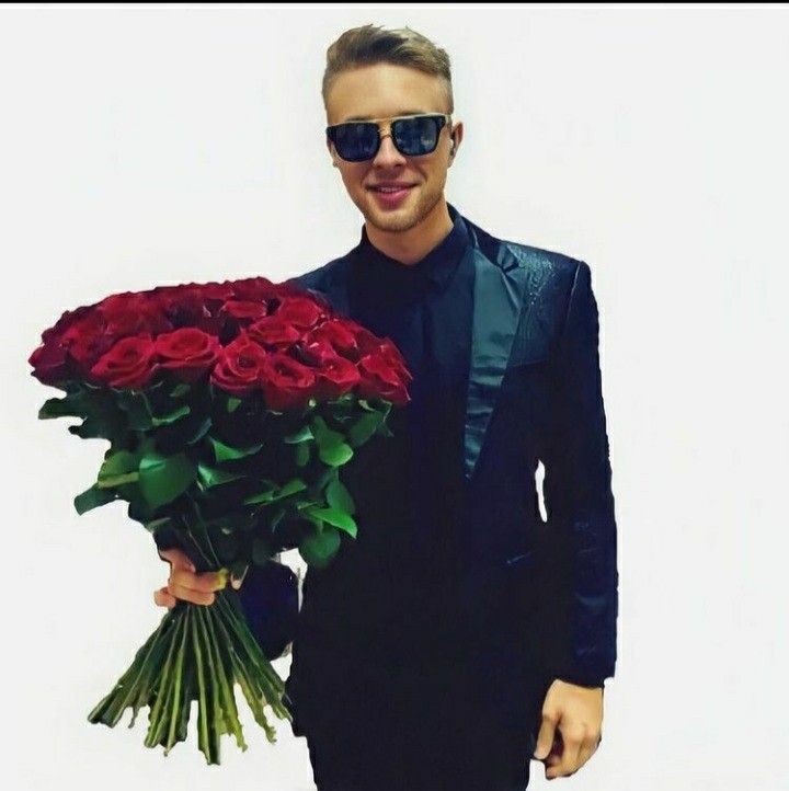 Create meme: egor creed with flowers, November 2022, egor creed happy birthday