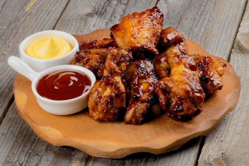 Create meme: barbecue wings, chicken wings kebab, barbecue chicken wings