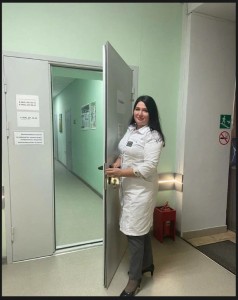 Создать мем: медсестра новосибирск, женщина врач, алиева оксана эдуардовна ханты-мансийск