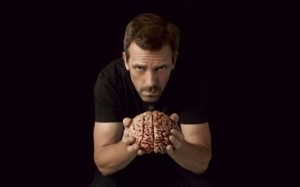 Создать мем: человек, brain, hugh laurie