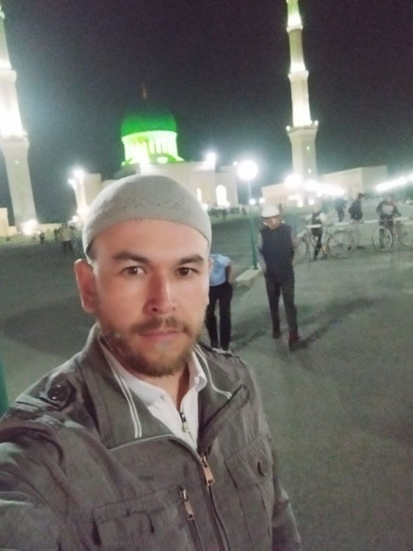 Создать мем: мечеть в астане, мечети казахстана, человек