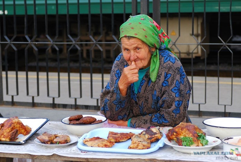 Create meme: granny with pancakes, grandmother with pies, grandma 