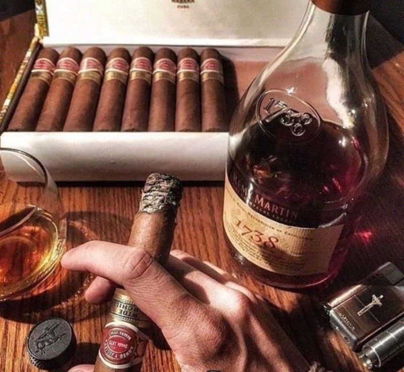 Create meme: cognac and cigar, expensive cigars and whiskey, cigar and whiskey