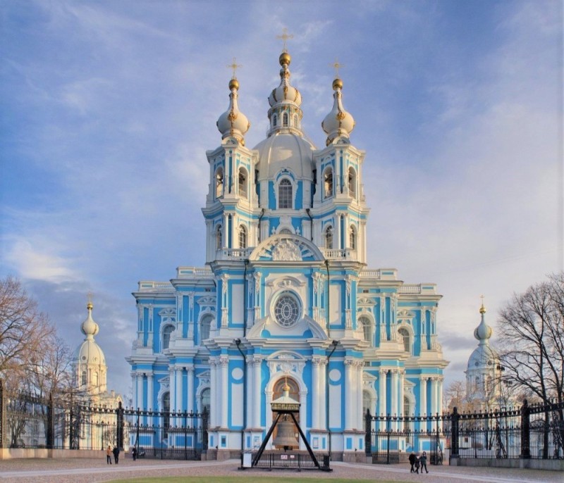 Create meme: Smolny Cathedral, smolny cathedral in St. petersburg, smolny monastery cathedral in St. petersburg