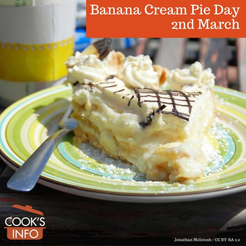 Create meme: cream pie, banana cream pie, dessert banana pie