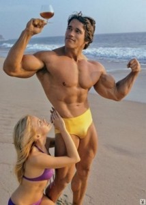 Create meme: Arnold Schwarzenegger on the beach, Arnold Schwarzenegger with the girls, Arnold Schwarzenegger