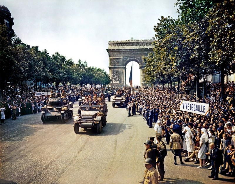 Create meme: Liberation of Paris 1944 in Paris, world war ii 1939, occupation of France