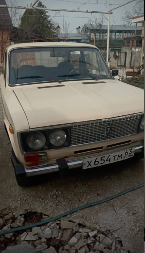 Create meme: VAZ 2106 1976, vaz lada 2106, VAZ 2106 beige