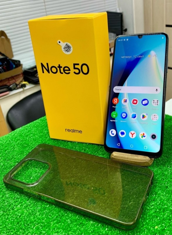 Create meme: realme note 50 smartphone, realme note 50 4 phone, realme note 50