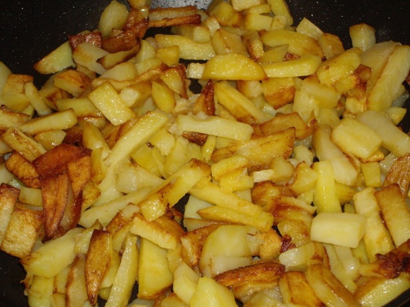 Create meme: fried potatoes in the pan, the potatoes in the pan, fried potatoes with bacon