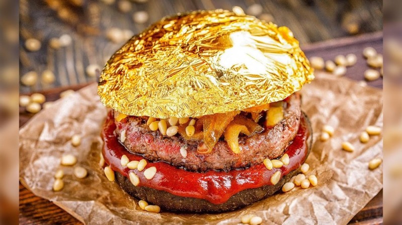 Create meme: morgenstern burger, Burger , golden burger