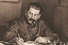 Создать мем: stalin, на борьбу с коррупцией иосиф сталин приказал выделить 2 кладбища, мем сталин