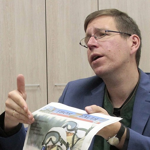 Create meme: Vladimir Ryzhkov , male , Yuriy Lutsenko 