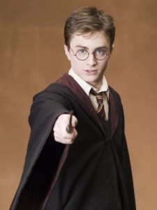 Создать мем: Гарри Поттер с волшебной палочкой