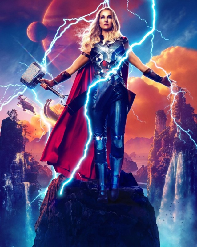 Создать мем: thor love and thunder, тор: любовь и гром фильм 2022, тор любовь и гром постер