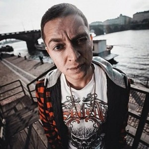 Создать мем: oxxxymiron 2008, мирон федоров, oxxxymiron улыбается