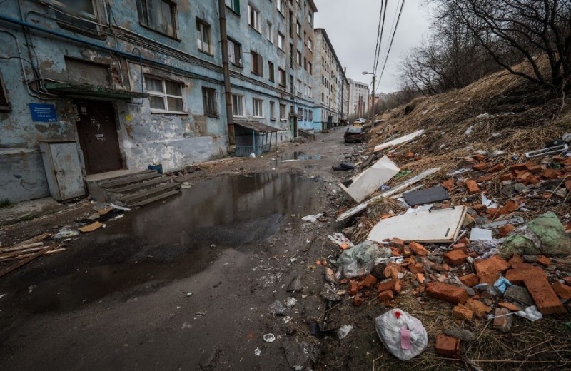 Создать мем: плохой город, самые бедные города россии, gorod murmansk